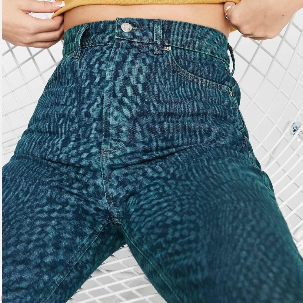 TOPSHOP • Kort Check Warped Denim Jeans